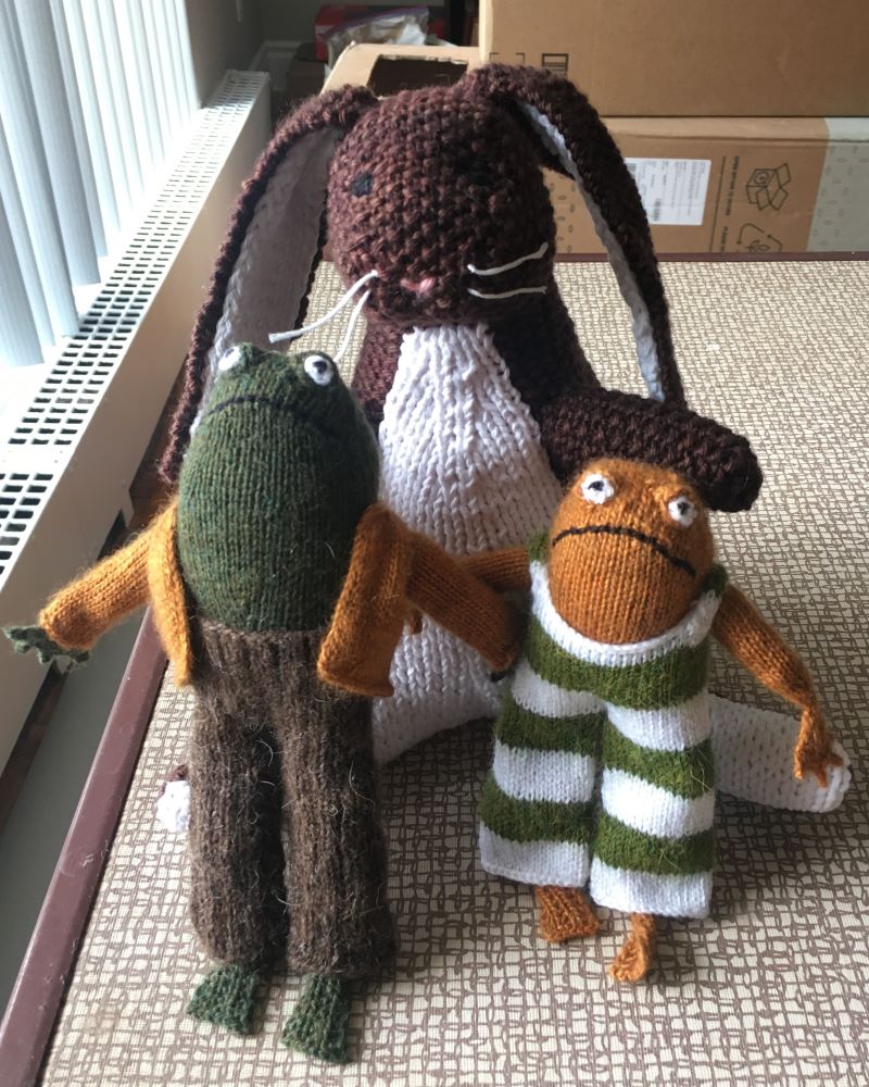 Knit Frog and Toad and brown rabbit